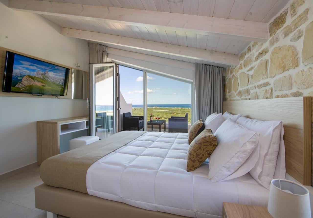 Petras Resort Фаласарна Екстер'єр фото